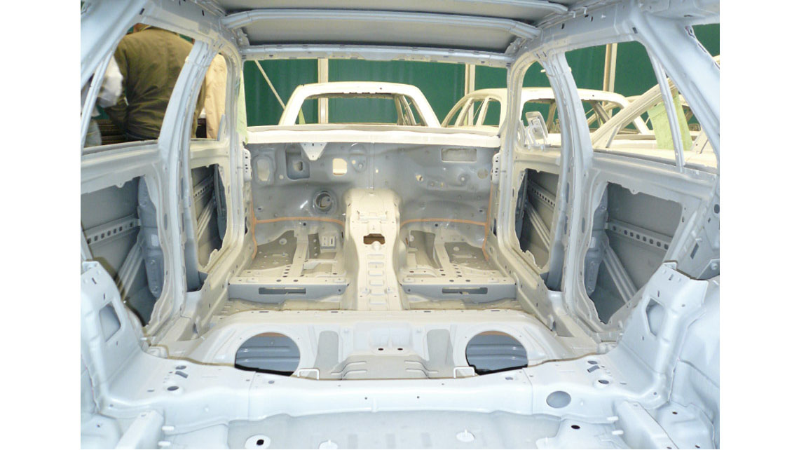 AMV Design Biemme Special Cars interni assemblaggio 1